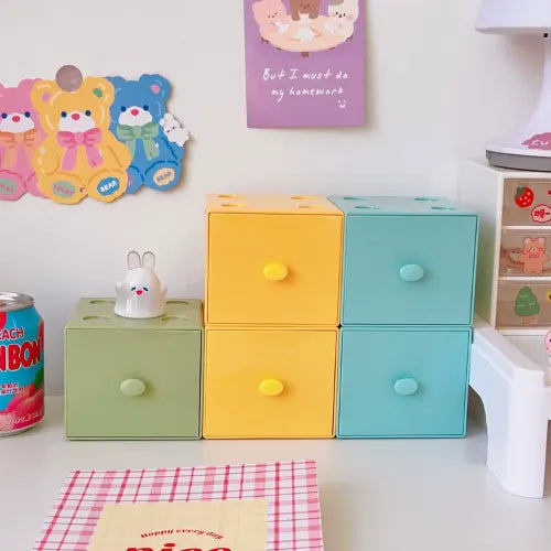 Combinable square desktop storage box