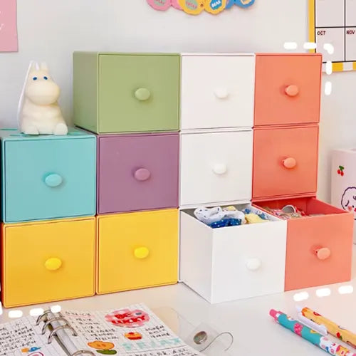 Combinable square desktop storage box